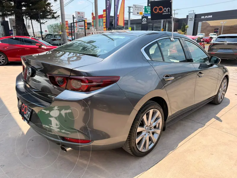 mazda 3-sedan