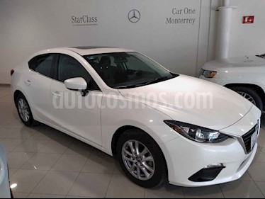 foto Mazda 3 Sedan i Aut usado (2017) color Blanco precio $240,000