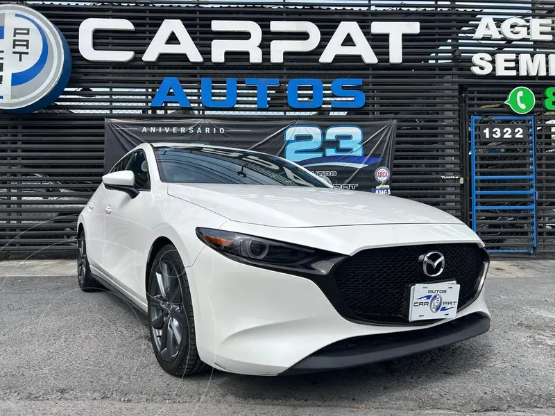 Foto Mazda 3 Sedan i Grand Touring Aut usado (2023) color Blanco precio $399,000