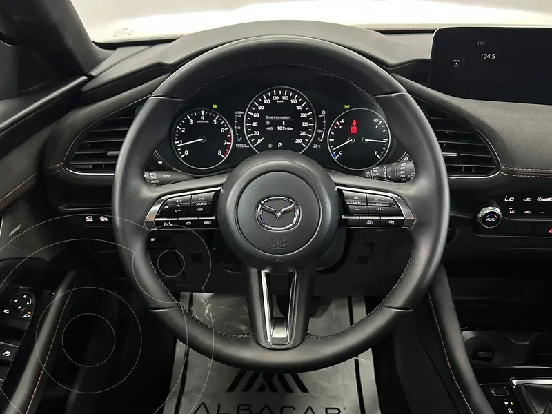 mazda 3-sedan