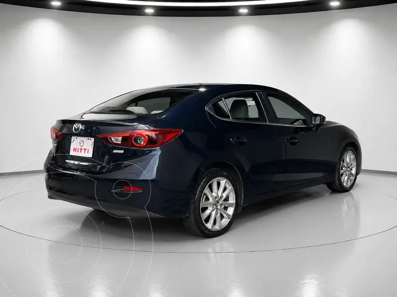 mazda 3-sedan