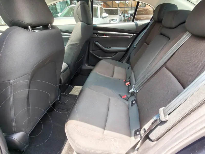 mazda 3-sedan