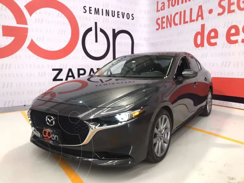 Foto Mazda 3 Sedan i Grand Touring Aut usado (2022) color Gris Oscuro financiado en mensualidades(enganche $97,828 mensualidades desde $7,481)