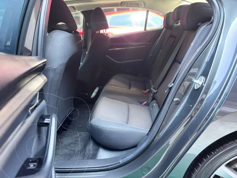 mazda 3-sedan