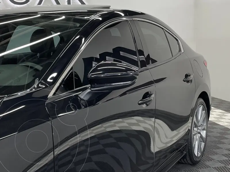 mazda 3-sedan