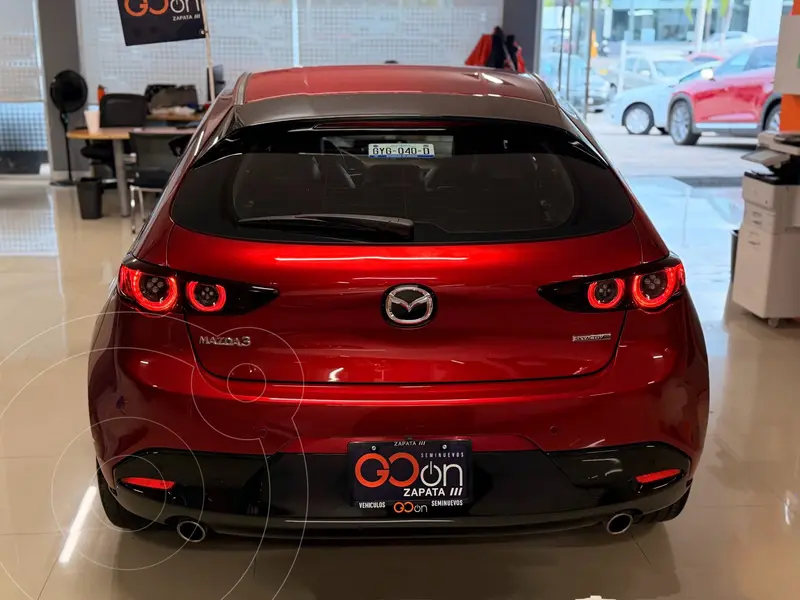 mazda 3-sedan