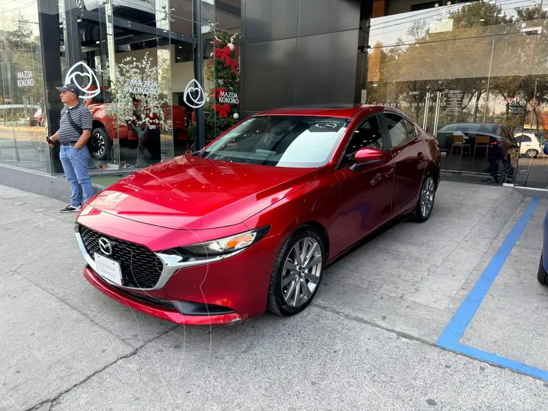 Foto Mazda 3 Sedan i Sport usado (2020) color Rojo precio $257,000