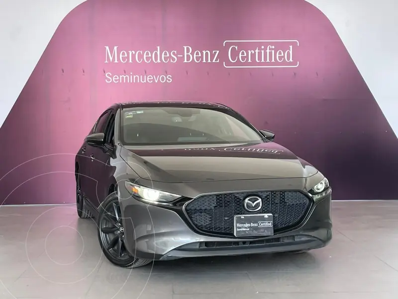 Foto Mazda 3 Sedan Signature usado (2023) color Gris Oscuro financiado en mensualidades(enganche $165,110 mensualidades desde $7,093)