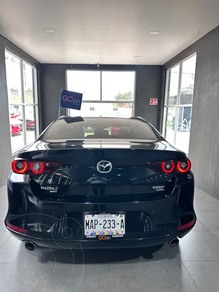mazda 3-sedan