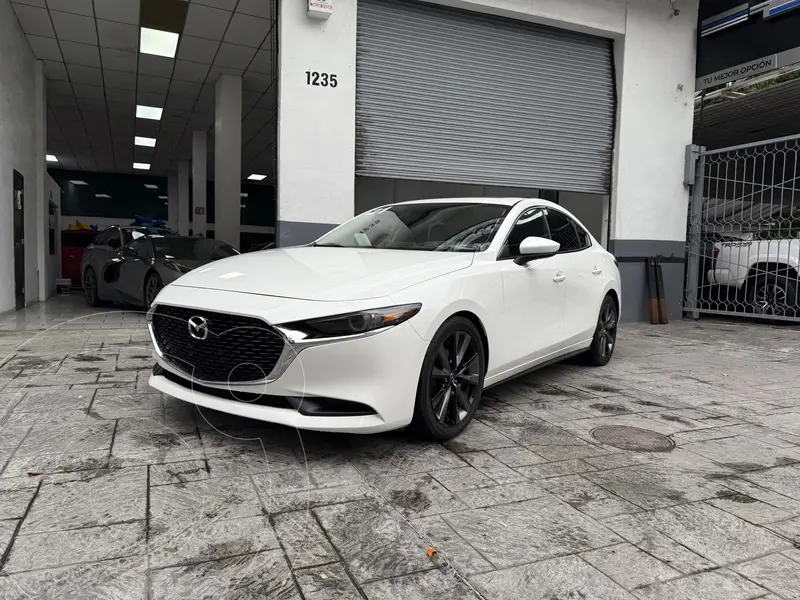 Foto Mazda 3 Sedan i Grand Touring Aut usado (2021) color Blanco financiado en mensualidades(enganche $66,000 mensualidades desde $9,958)