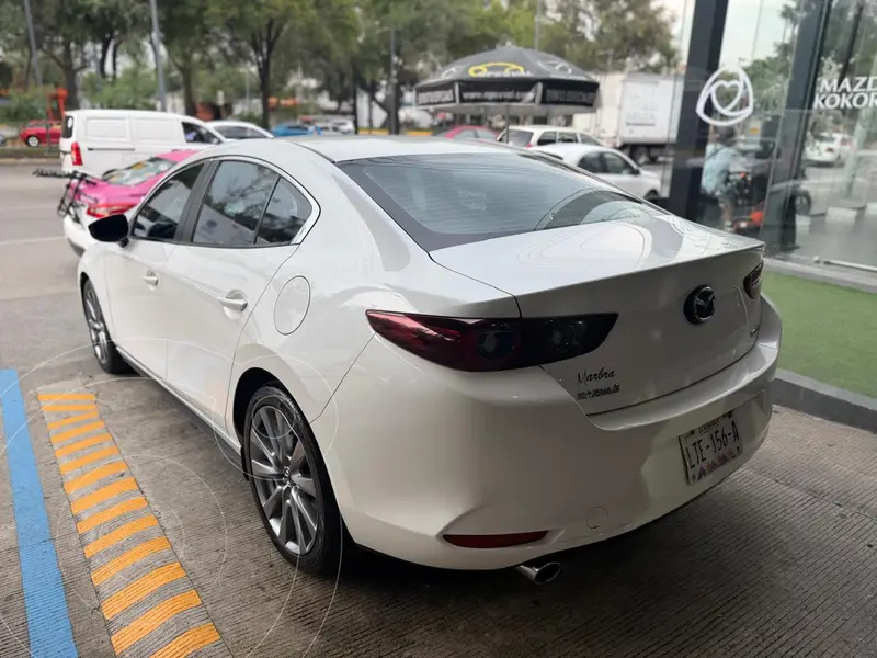 mazda 3-sedan
