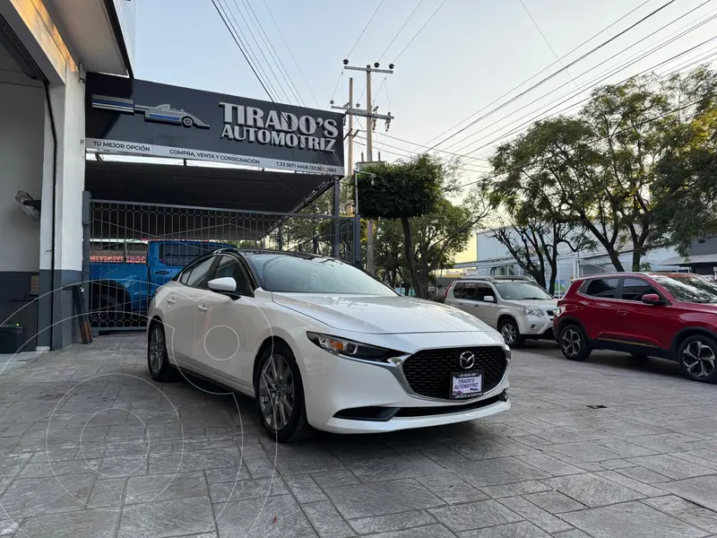 mazda 3-sedan
