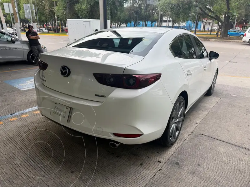 mazda 3-sedan
