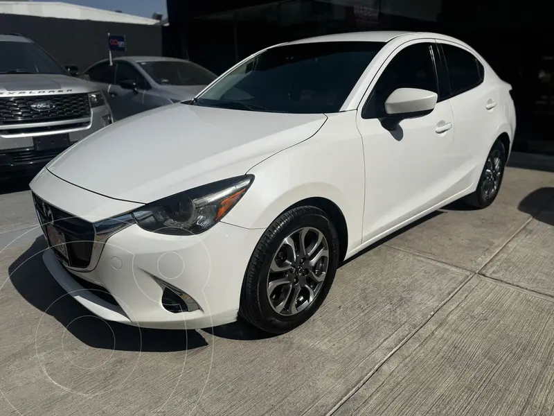 Foto Mazda 3 Sedan i Grand Touring Aut usado (2019) color Blanco financiado en mensualidades(enganche $62,675 mensualidades desde $4,793)