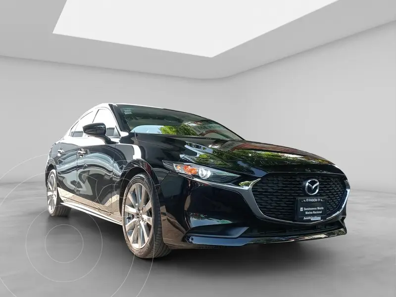 Foto Mazda 3 Sedan i Sport MHEV usado (2023) color Negro precio $345,000