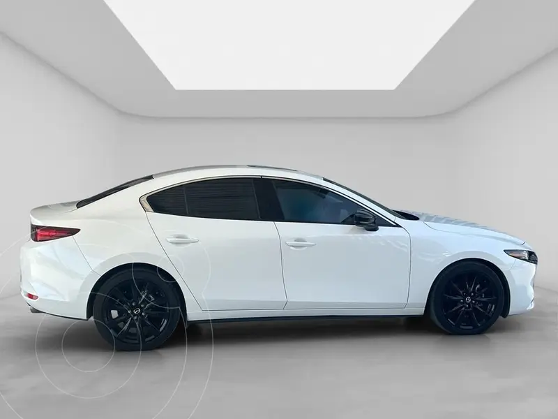 mazda 3-sedan