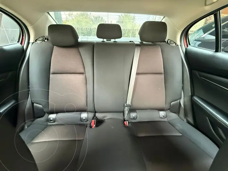 mazda 3-sedan