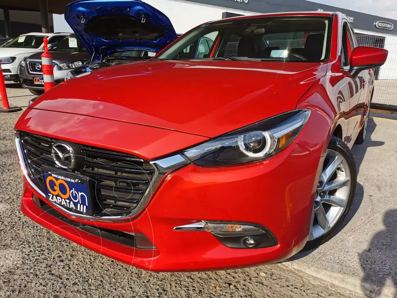 Foto Mazda 3 Sedan s Grand Touring Aut usado (2018) color Rojo precio $340,000