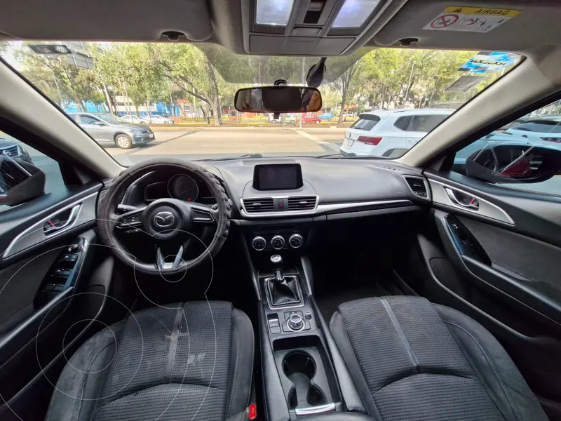 mazda 3-sedan