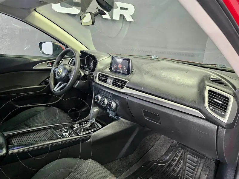 mazda 3-sedan