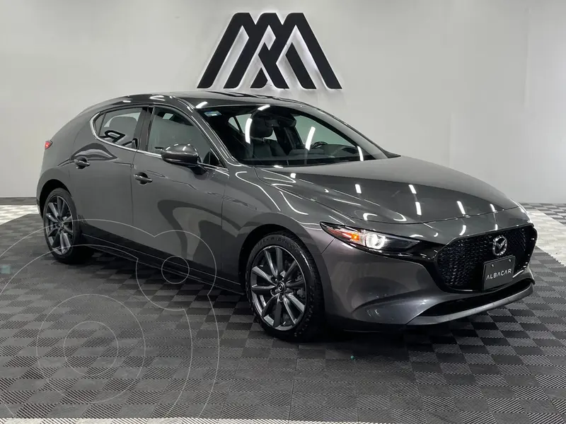 Foto Mazda 3 Sedan i Grand Touring Aut usado (2023) color Gris precio $389,999
