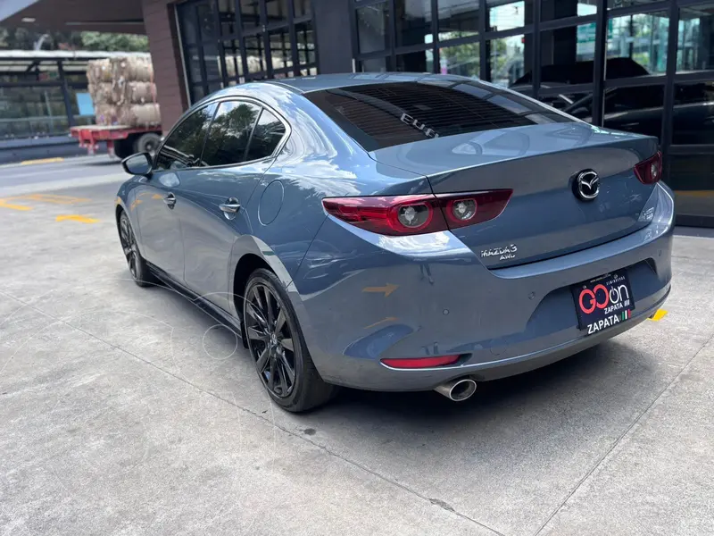 mazda 3-sedan