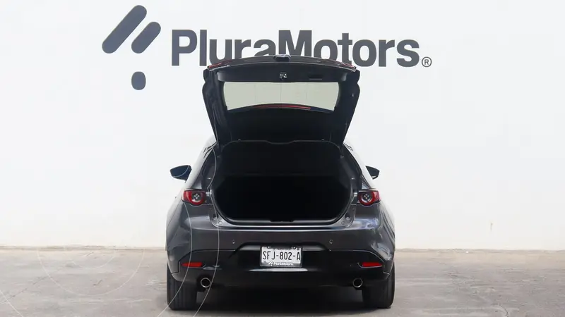 mazda 3-sedan