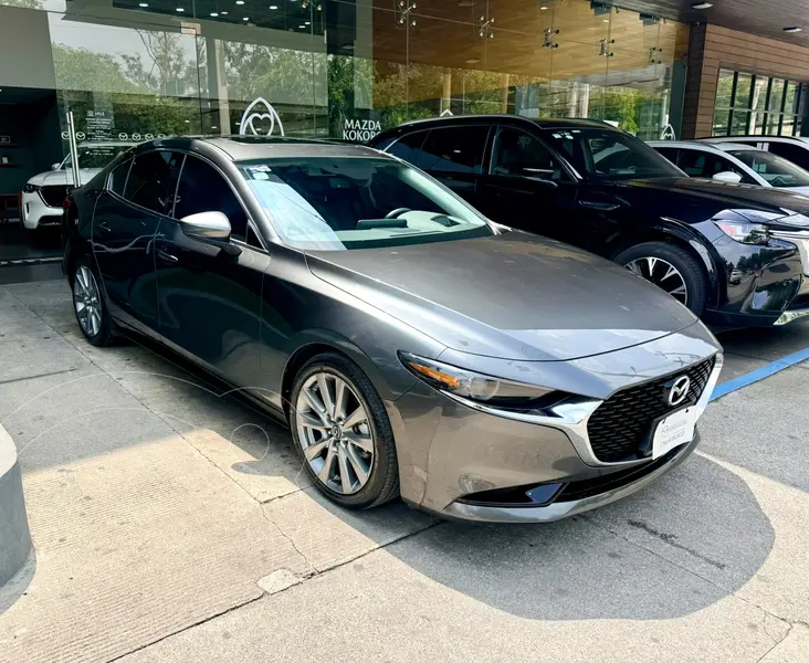 mazda 3-sedan