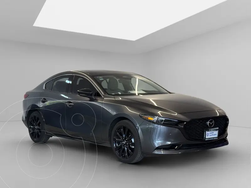 Foto Mazda 3 Sedan Signature usado (2025) color Gris financiado en mensualidades(enganche $119,873 mensualidades desde $10,929)