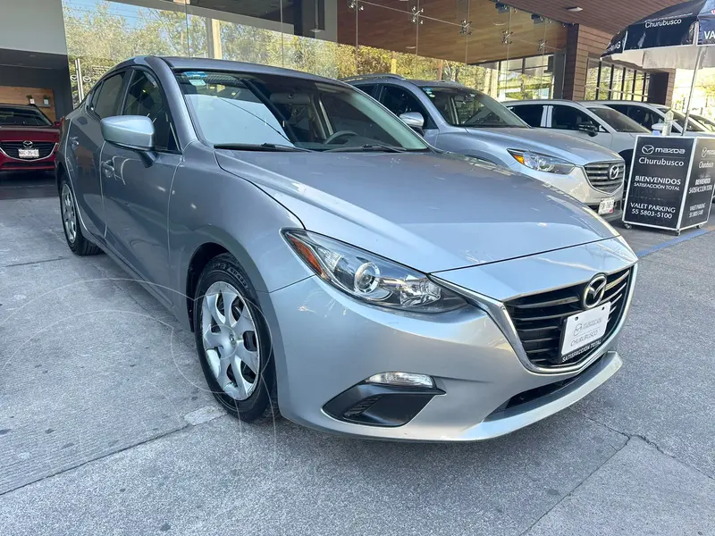Mazda 3 Sedán i Aut usado (2016) color Plata precio $235,000