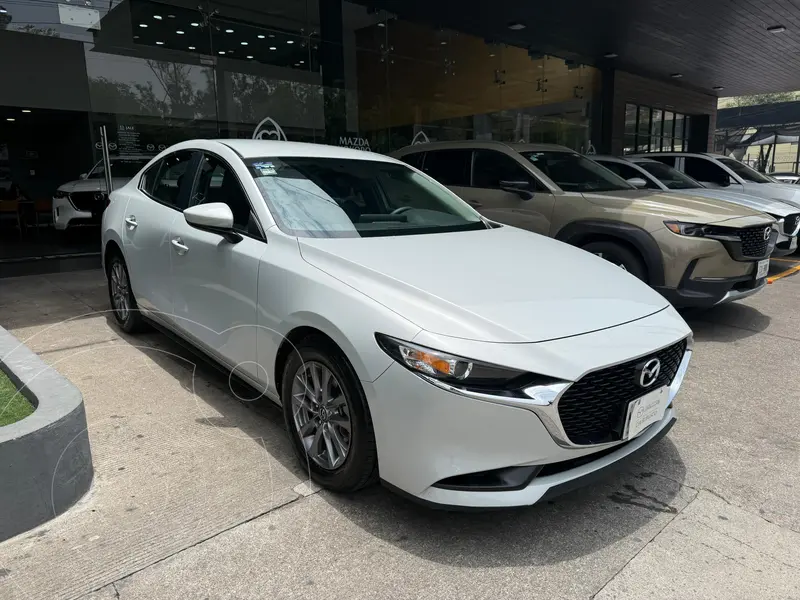 mazda 3-sedan