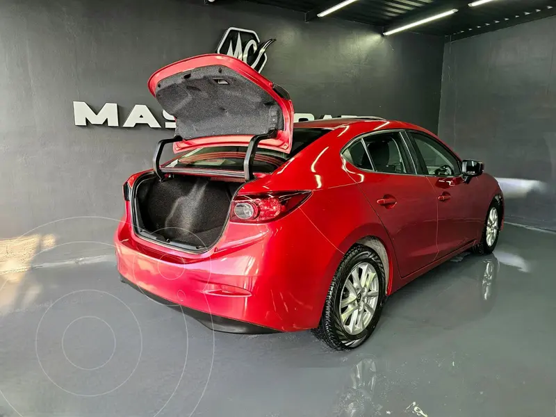mazda 3-sedan