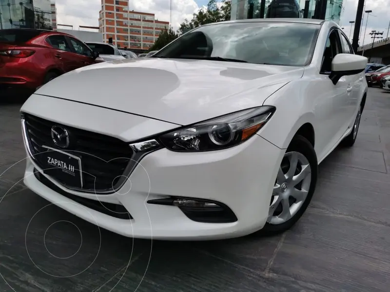 Foto Mazda 3 Sedan i Aut usado (2018) color Blanco financiado en mensualidades(enganche $72,500 mensualidades desde $7,492)