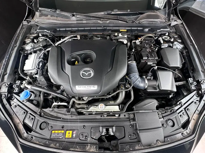 mazda 3-sedan