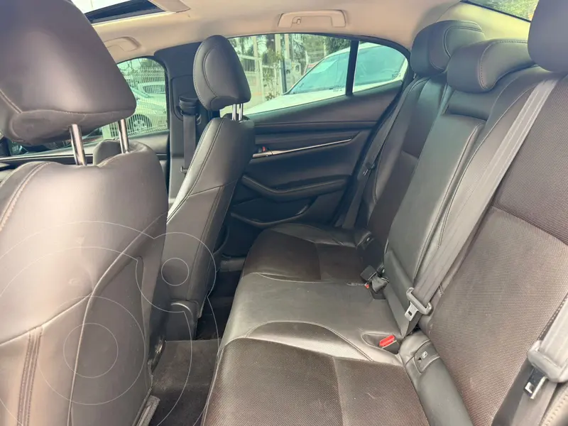 mazda 3-sedan
