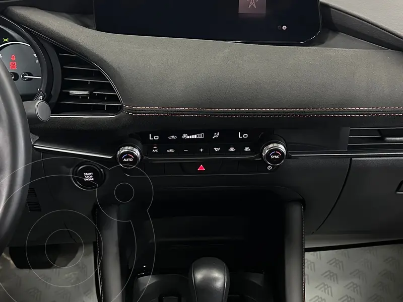 mazda 3-sedan