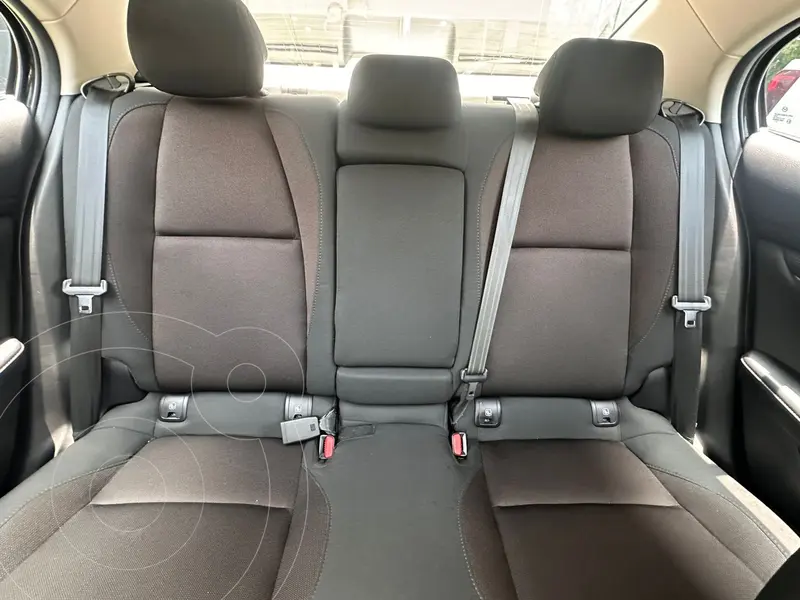 mazda 3-sedan