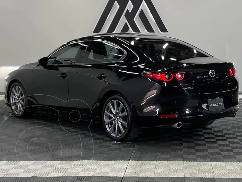 mazda 3-sedan