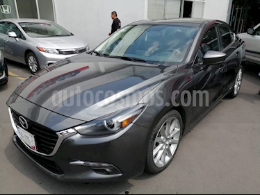 foto Mazda 3 Sedan s Grand Touring Aut usado (2017) color Gris Titanio precio $275,000