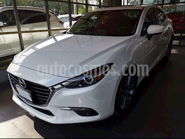Foto Mazda 3 Sedan s Grand Touring Aut usado (2017) color Blanco Perla precio $259,000