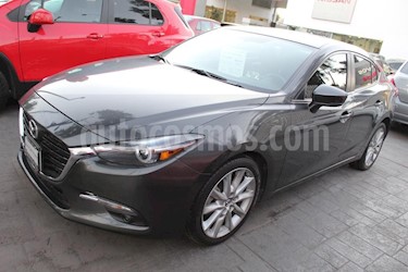 Foto venta Auto Seminuevo Mazda 3 Sedan s Grand Touring Aut (2017) color Gris precio $295,000