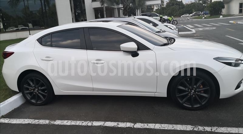 foto Mazda 3 Grand Touring Aut usado (2019) color Blanco precio $70.000.000