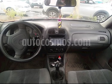 Mazda 323 1.6 GLX usado (2000) color Rojo precio $2.200.000