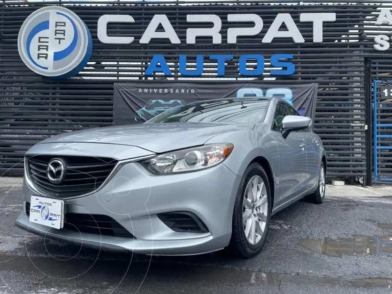 Foto Mazda 6 i Sport usado (2016) color plateado precio $199,000