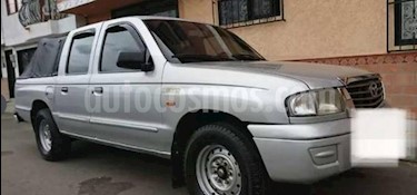 Mazda B2200 4X2 Doble Cabina usado (2005) color Gris precio $29.900.000