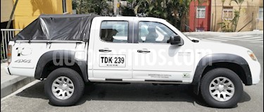foto Mazda BT-50 Doble Cabina 2.5L 4x4 Di usado (2012) color Blanco precio $39.000.000