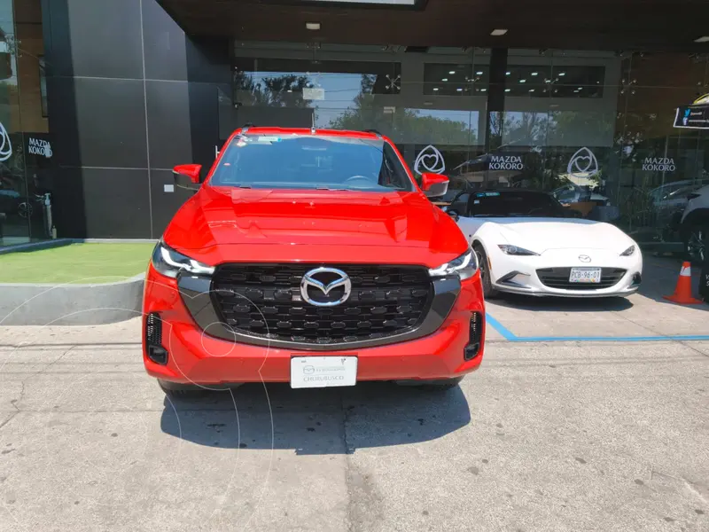 Foto Mazda BT-50 Signature usado (2025) color Naranja precio $627,000