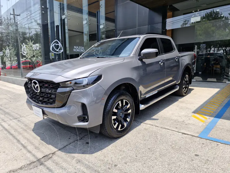 Foto Mazda BT-50 Signature usado (2025) color Gris precio $627,000