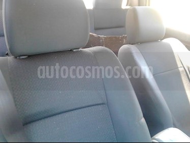 Mazda BT-50 2.6L usado (2011) color Plata precio u$s1.500