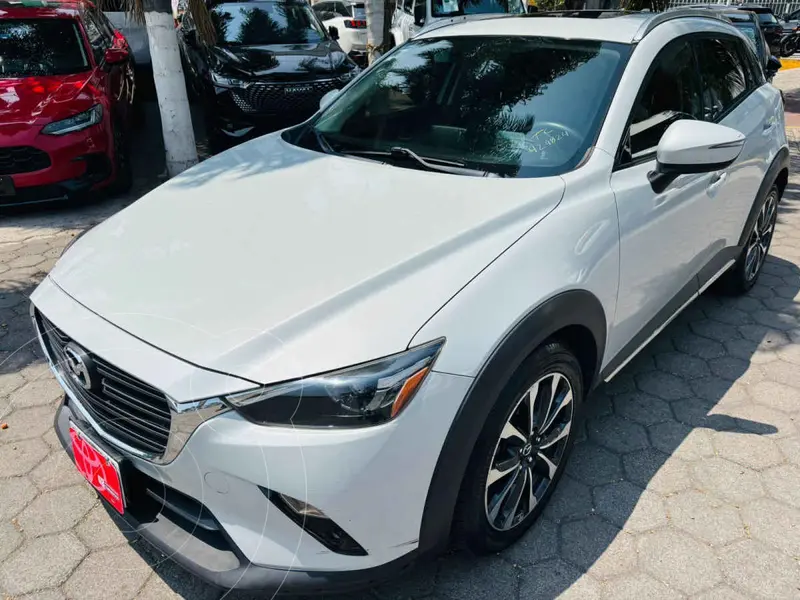 Foto Mazda CX-3 i Grand Touring usado (2019) color Plata financiado en mensualidades(enganche $90,569 mensualidades desde $8,045)